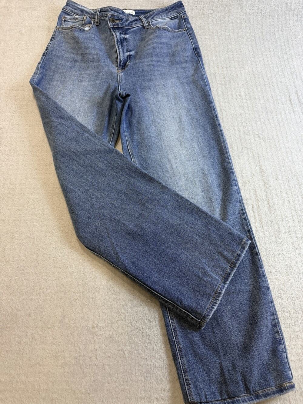 Cello Women’s Size 13 Wide Leg Jeans High Rise Stretch Blue Denim
